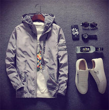 Load image into Gallery viewer, Spring Autumn Men Thin Army Green Jacket With Hooded Slim Fit Yong Men Boy Coat Student Windbreaker Jacket Red White Black Color