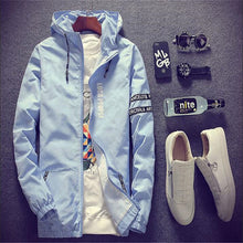 Load image into Gallery viewer, Spring Autumn Men Thin Army Green Jacket With Hooded Slim Fit Yong Men Boy Coat Student Windbreaker Jacket Red White Black Color